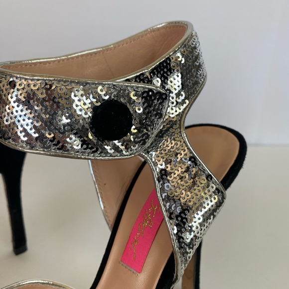 Betsey Johnson Vero Cuoio Glitzy Sequin Floral Sandals Heels -Size 6 - Picture 6 of 10
